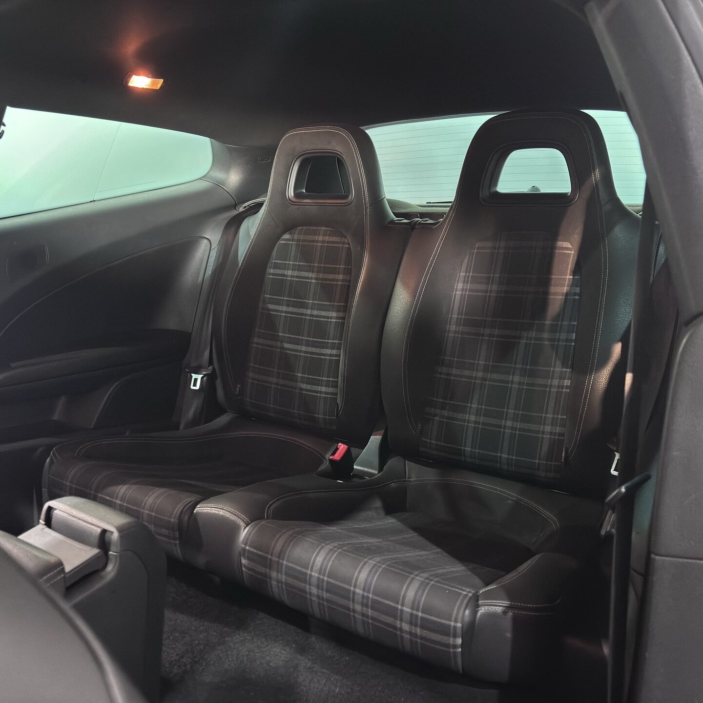 VOLKSWAGEN Scirocco 2.0 TDI DPF DSG