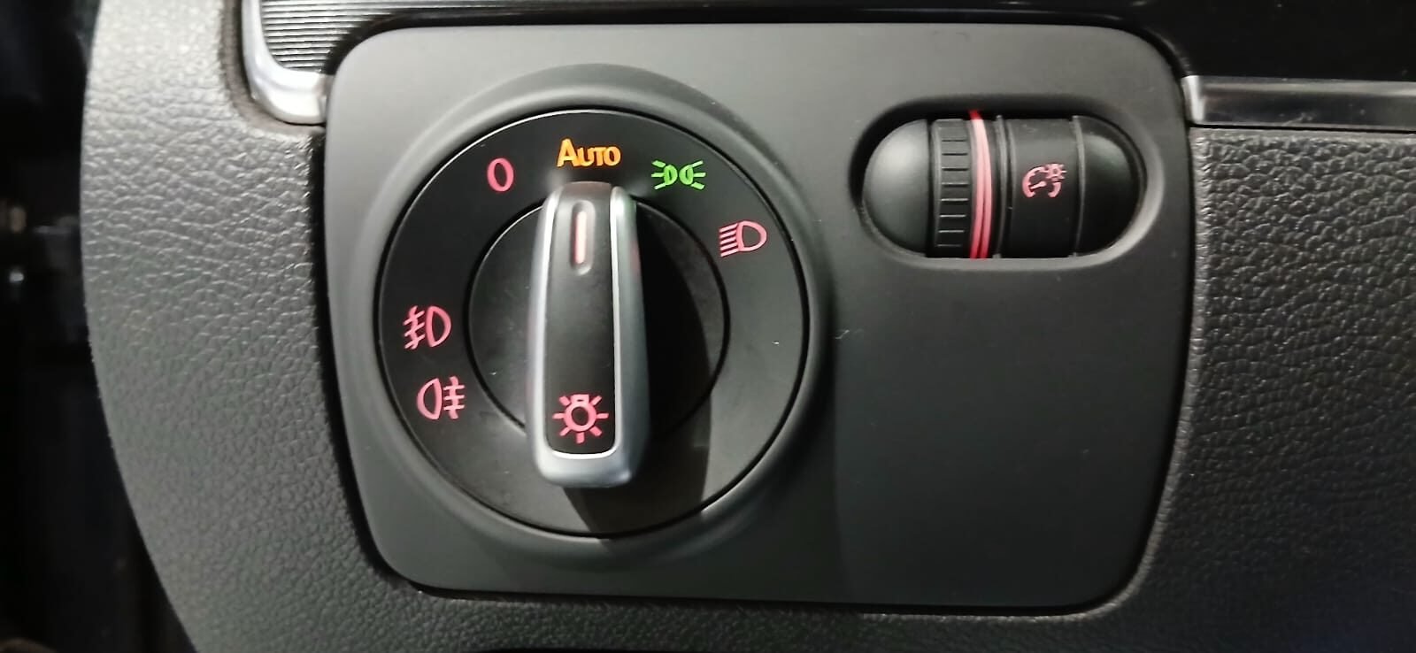 VOLKSWAGEN GOLF 2.0 GTI 210 CV