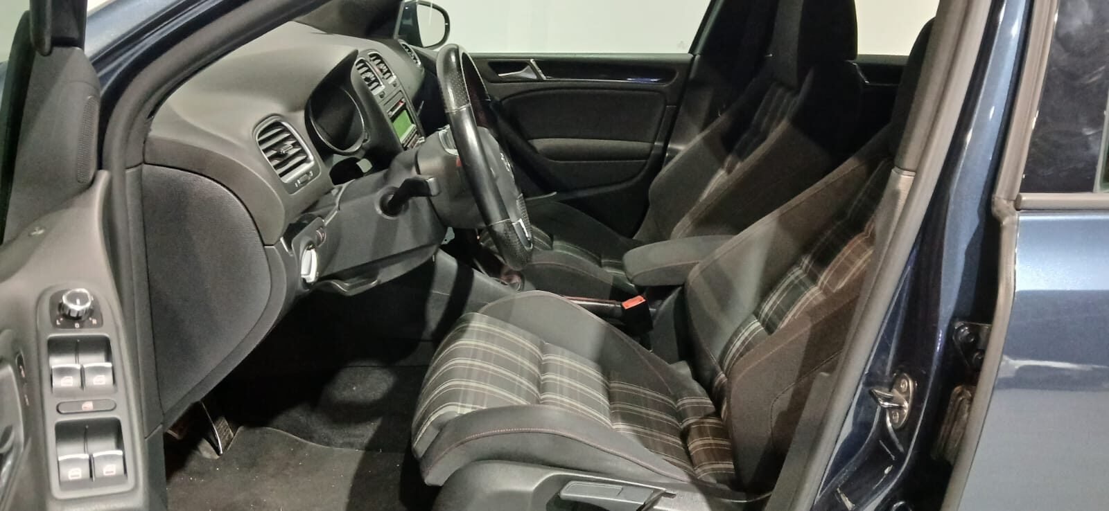 VOLKSWAGEN GOLF 2.0 GTI 210 CV