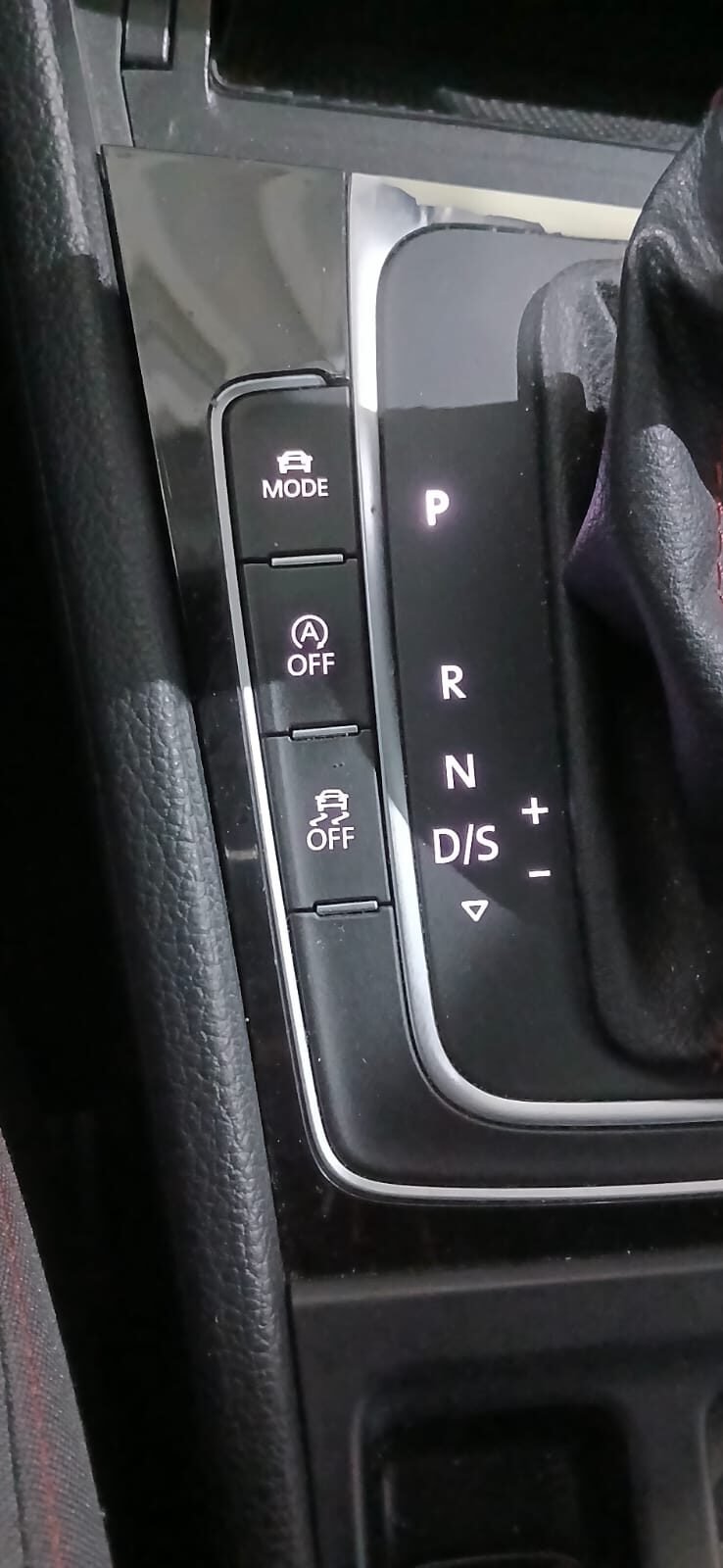 VOLKSWAGEN GTI PERFORMANCE 245  DSG