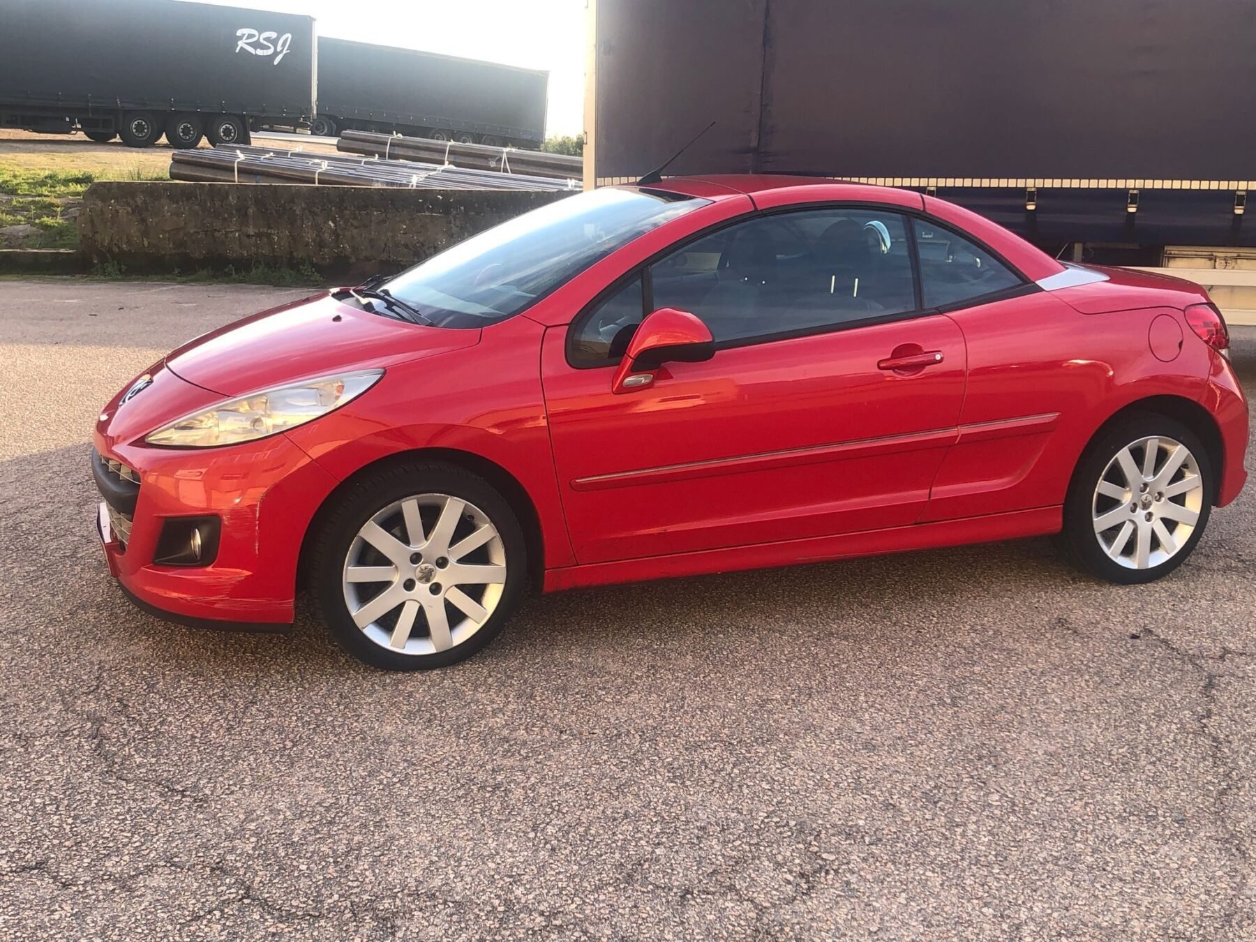 PEUGEOT 1.6 HDI 110 CABRIO