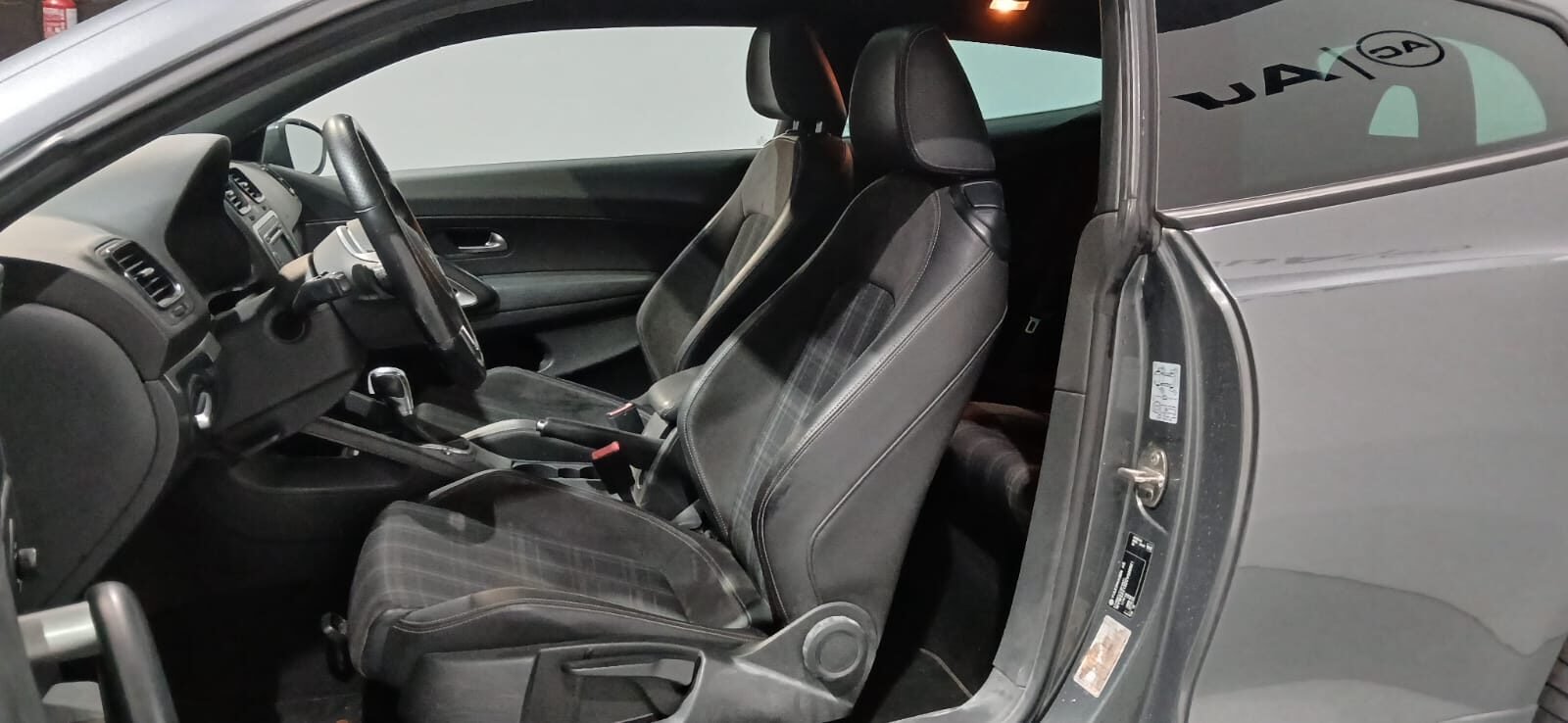 VOLKSWAGEN Scirocco 2.0 TDI DPF DSG