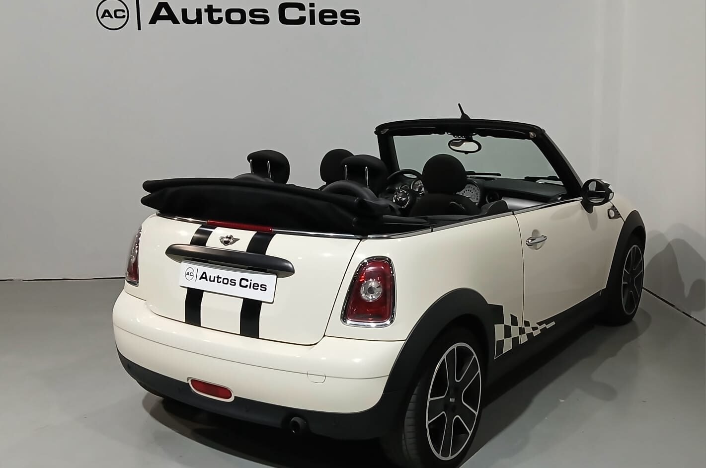 MINI Cooper Cabrio