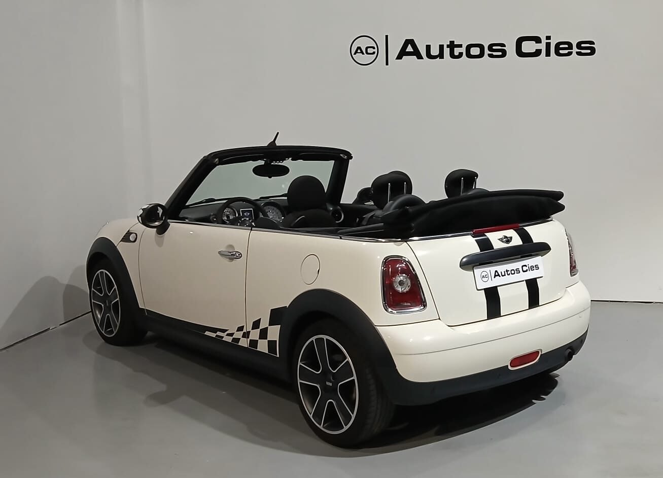 MINI Cooper Cabrio