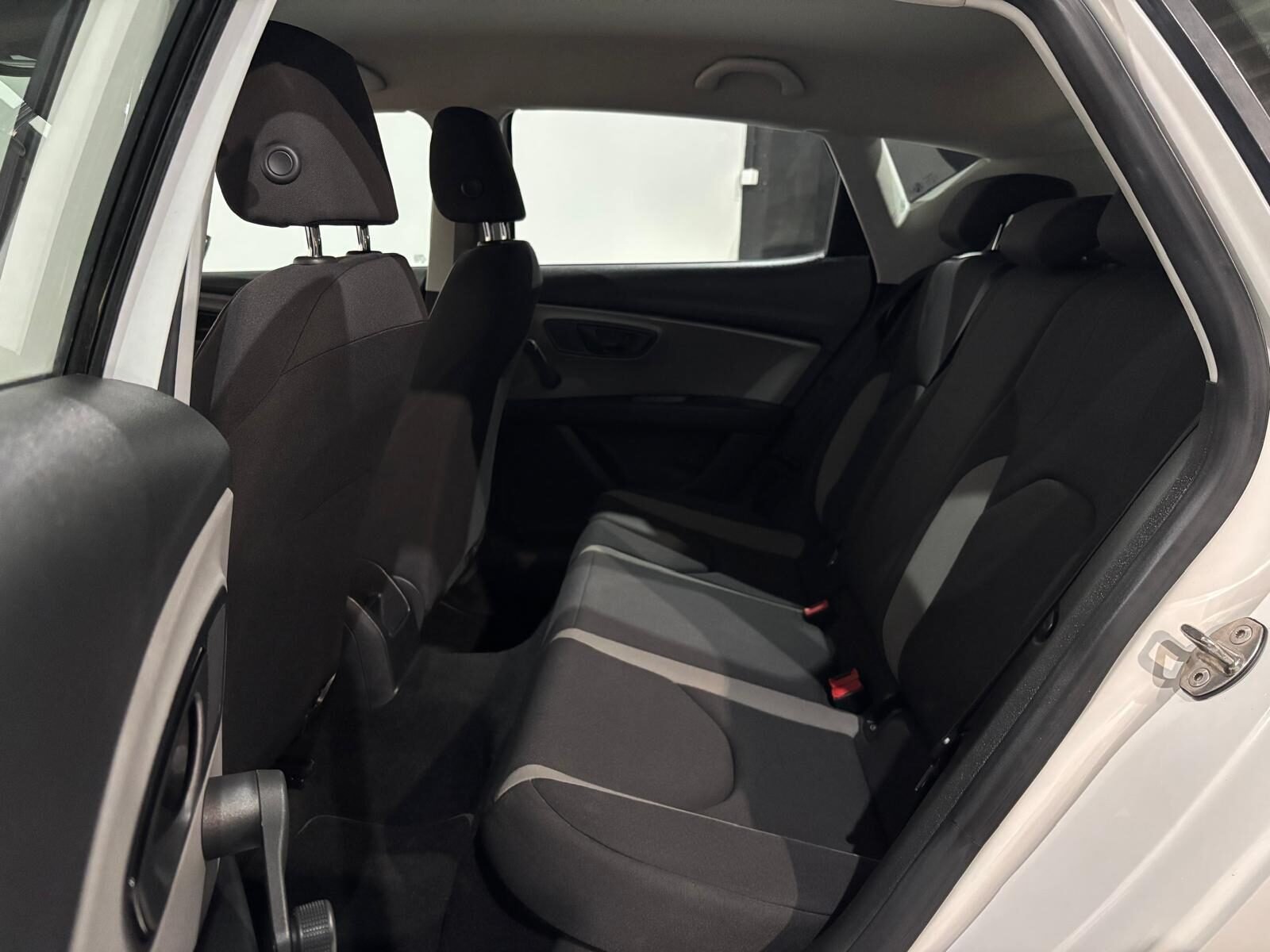 SEAT LEON 1.6 TDI 110CV STYLE