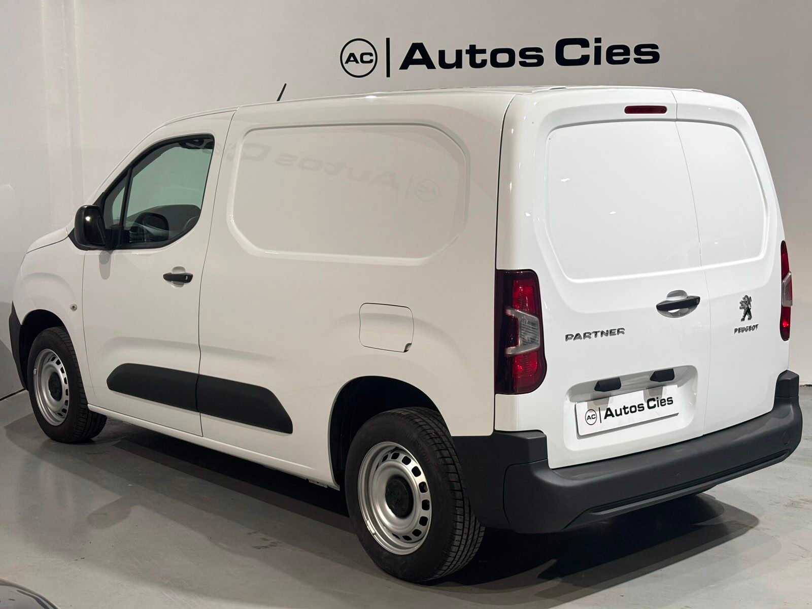 PEUGEOT PARTNER PRO HDI