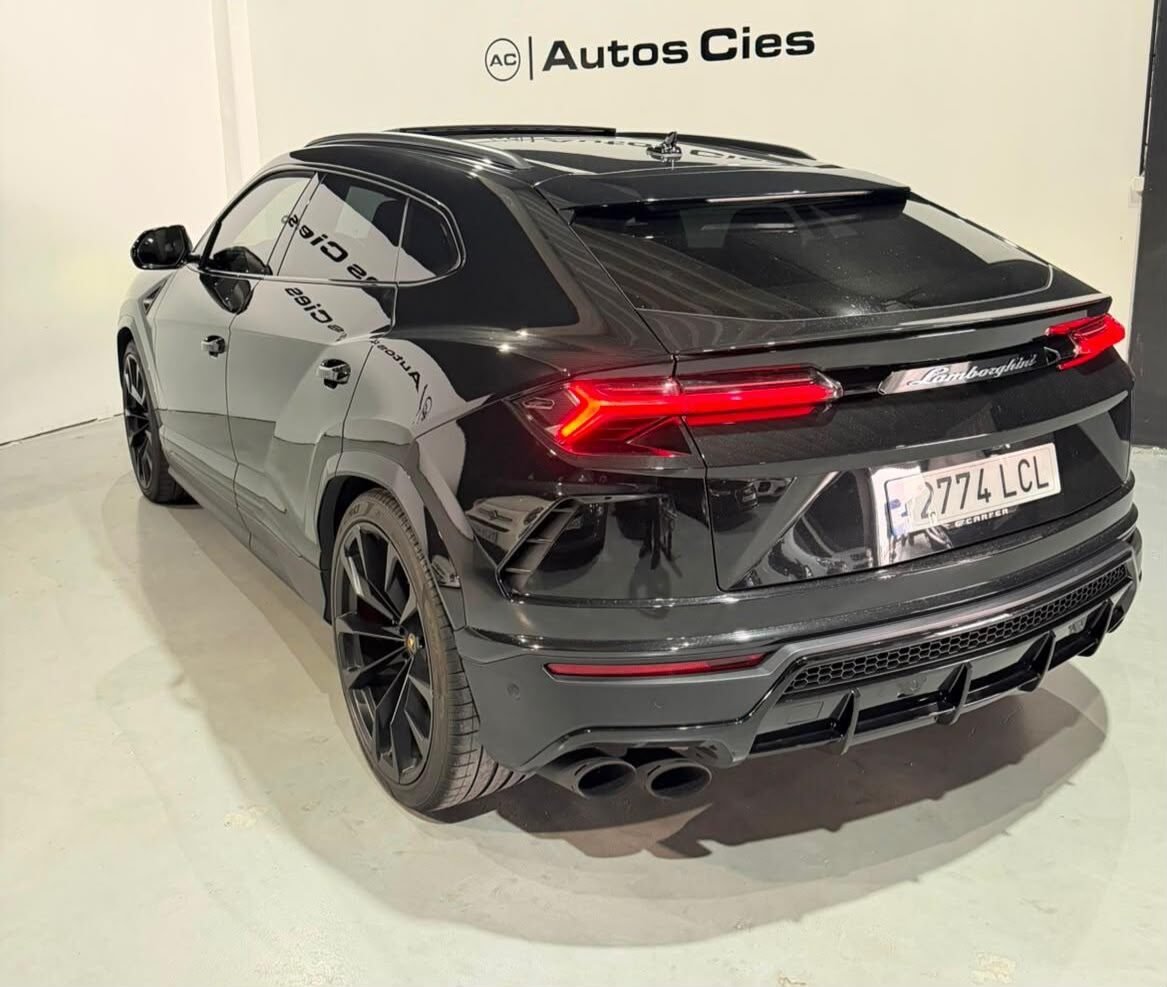 LAMBORGHINI 4.0  V8 BITURBO 650CV
