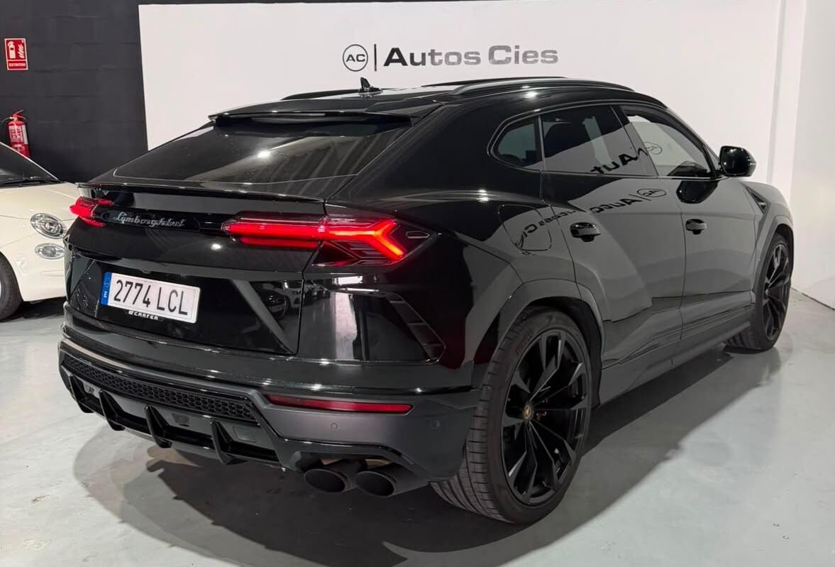 LAMBORGHINI 4.0  V8 BITURBO 650CV